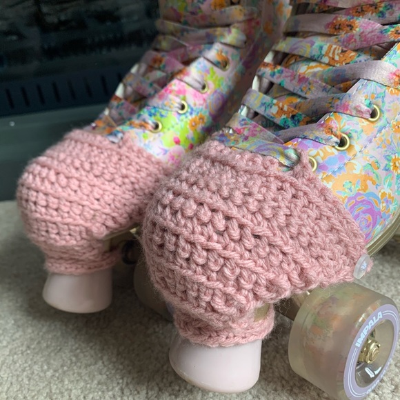 Handmade Toe Cap Cozy - Picture 2 of 7